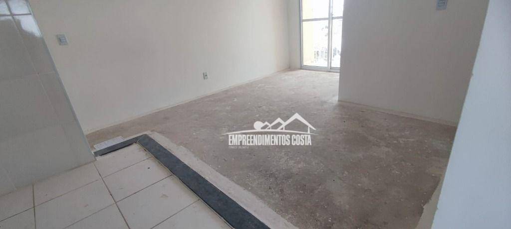 Apartamento à venda com 2 quartos, 47m² - Foto 4