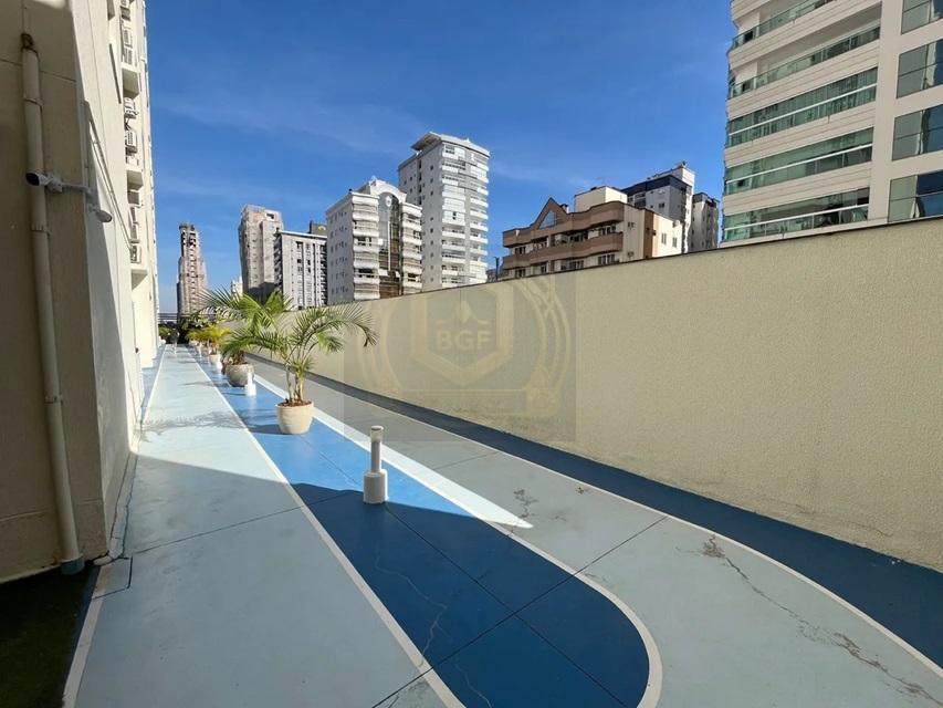 Apartamento à venda com 3 quartos, 135m² - Foto 13