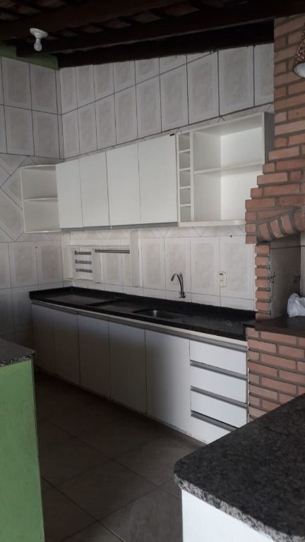 Casa à venda com 2 quartos, 150m² - Foto 19