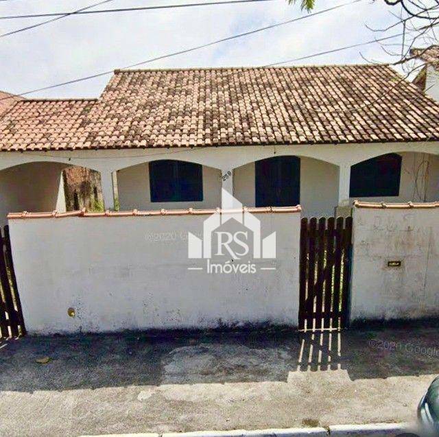 Casa à venda com 4 quartos, 200m² - Foto 1