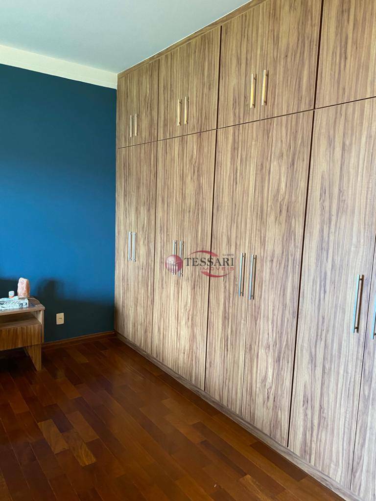 Casa à venda e aluguel com 4 quartos, 600m² - Foto 13