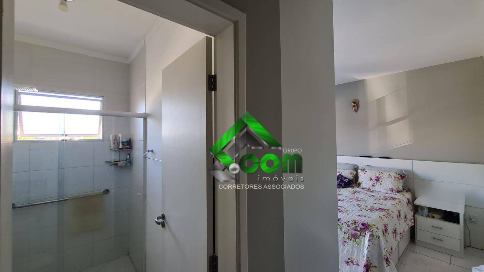 Casa à venda com 3 quartos, 141m² - Foto 11