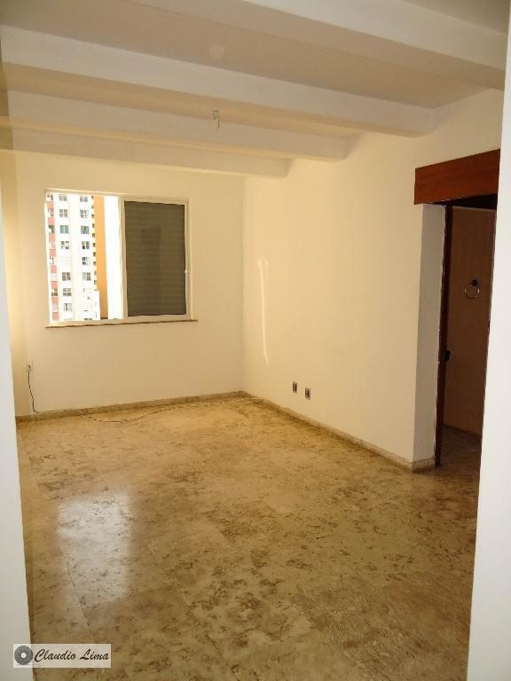 Apartamento à venda com 4 quartos, 200m² - Foto 12