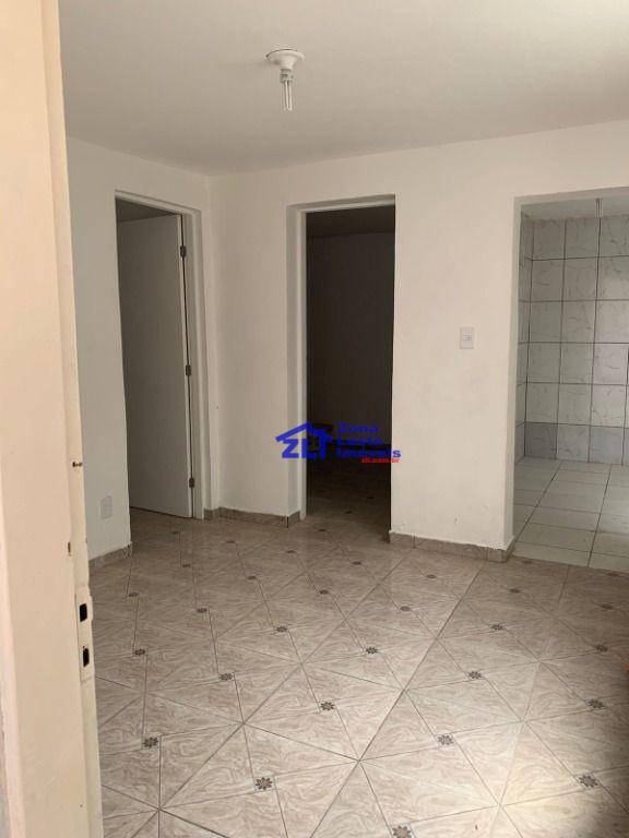 Sobrado à venda com 4 quartos, 150m² - Foto 2