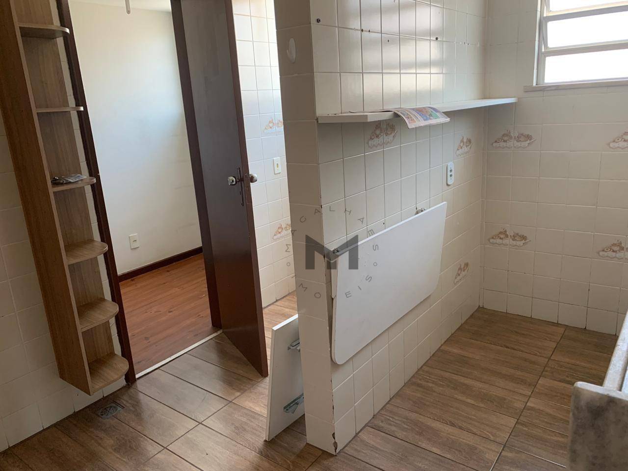 Apartamento à venda com 2 quartos, 75m² - Foto 7