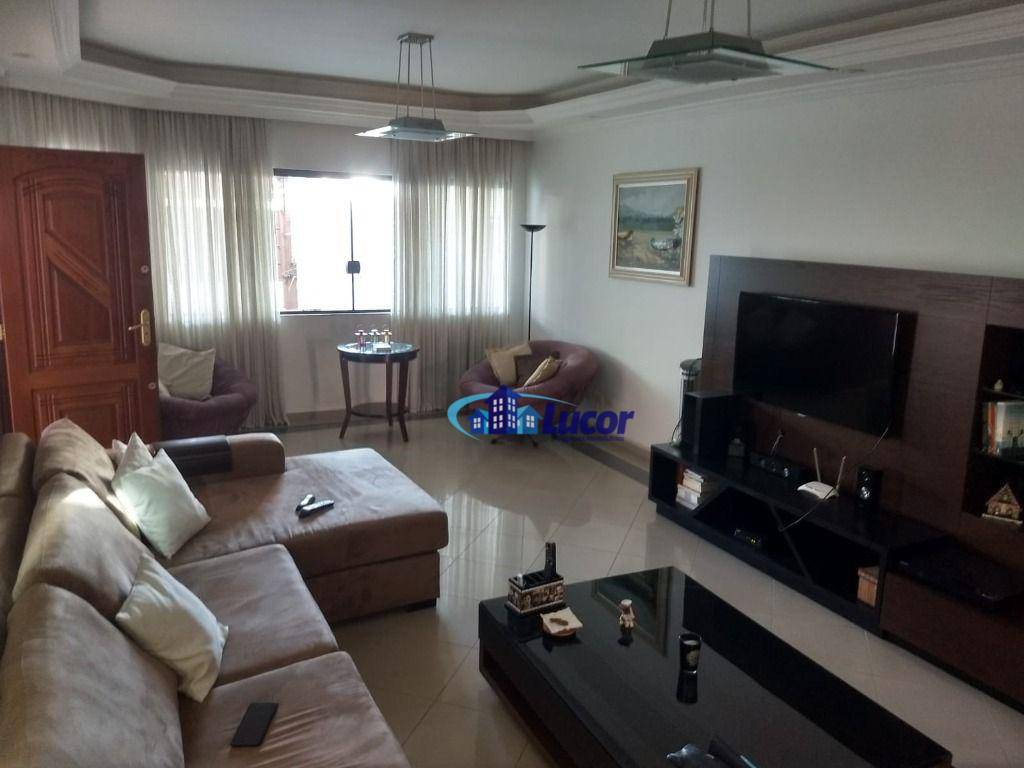 Sobrado à venda com 3 quartos, 250m² - Foto 2