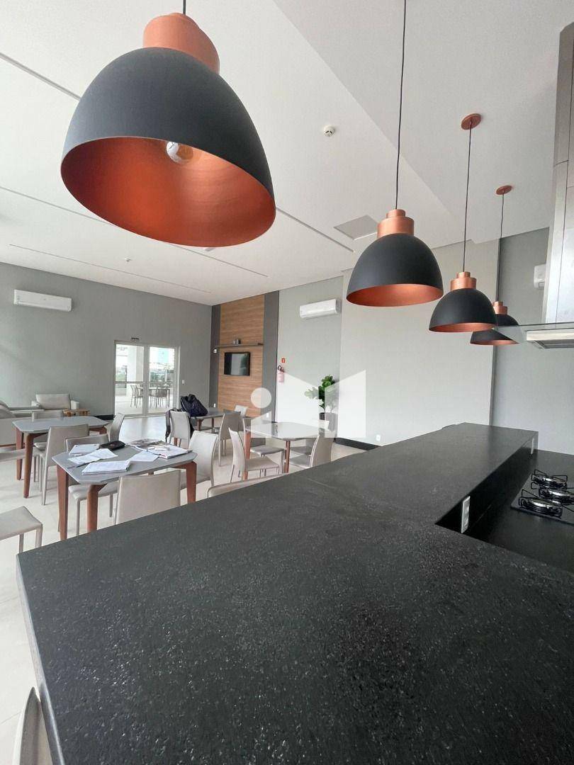 Apartamento para alugar com 3 quartos, 100m² - Foto 18