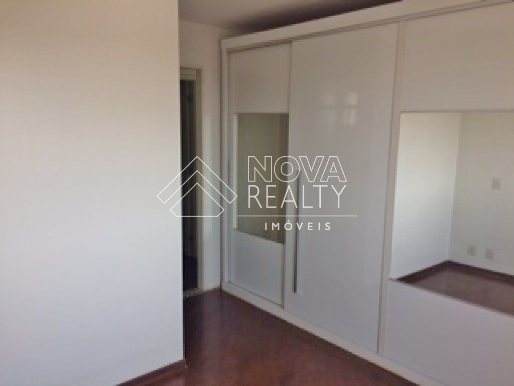 Apartamento à venda com 2 quartos, 78m² - Foto 4