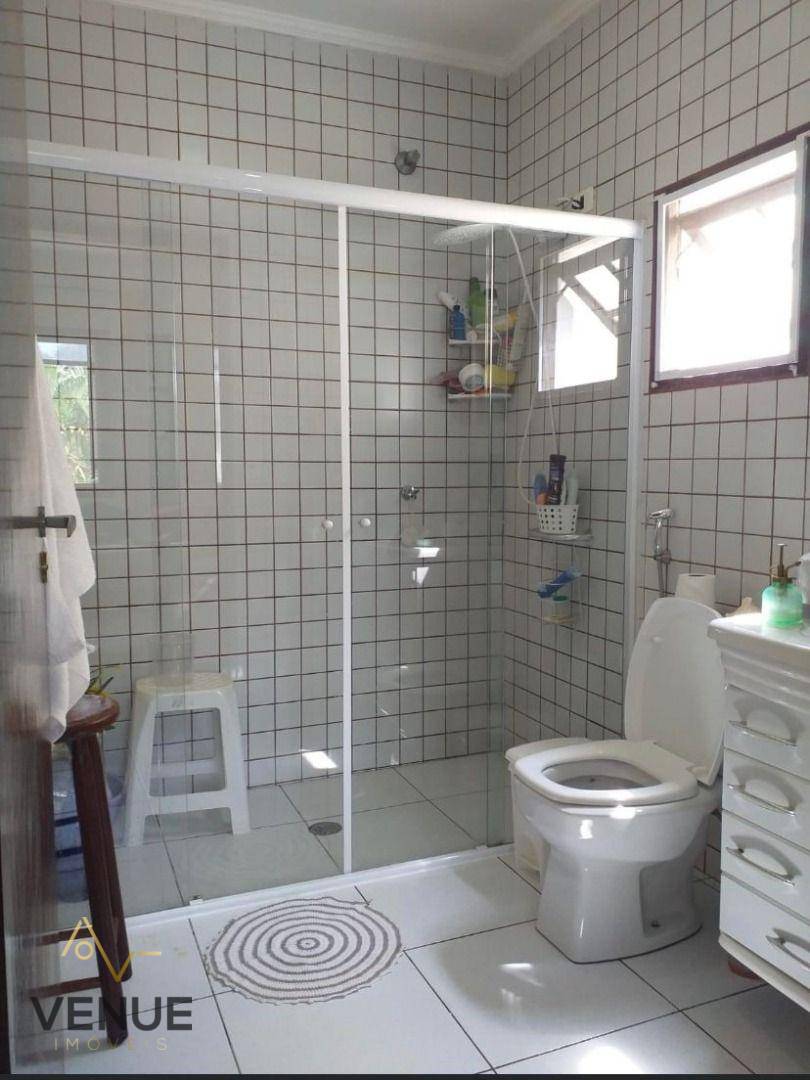 Sobrado à venda com 3 quartos, 264m² - Foto 5