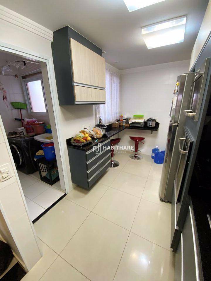 Apartamento à venda com 3 quartos, 140m² - Foto 24