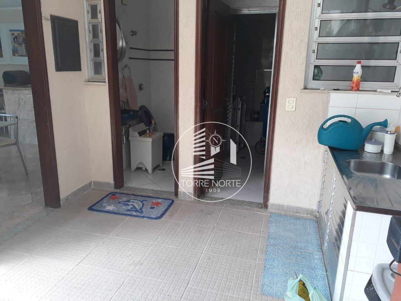 Sobrado à venda com 5 quartos, 480m² - Foto 24