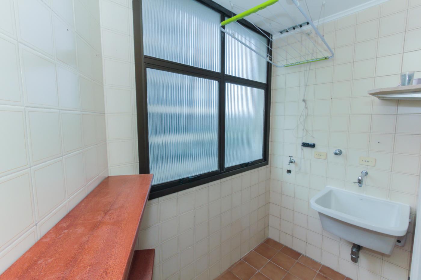 Apartamento para alugar com 2 quartos, 65m² - Foto 19