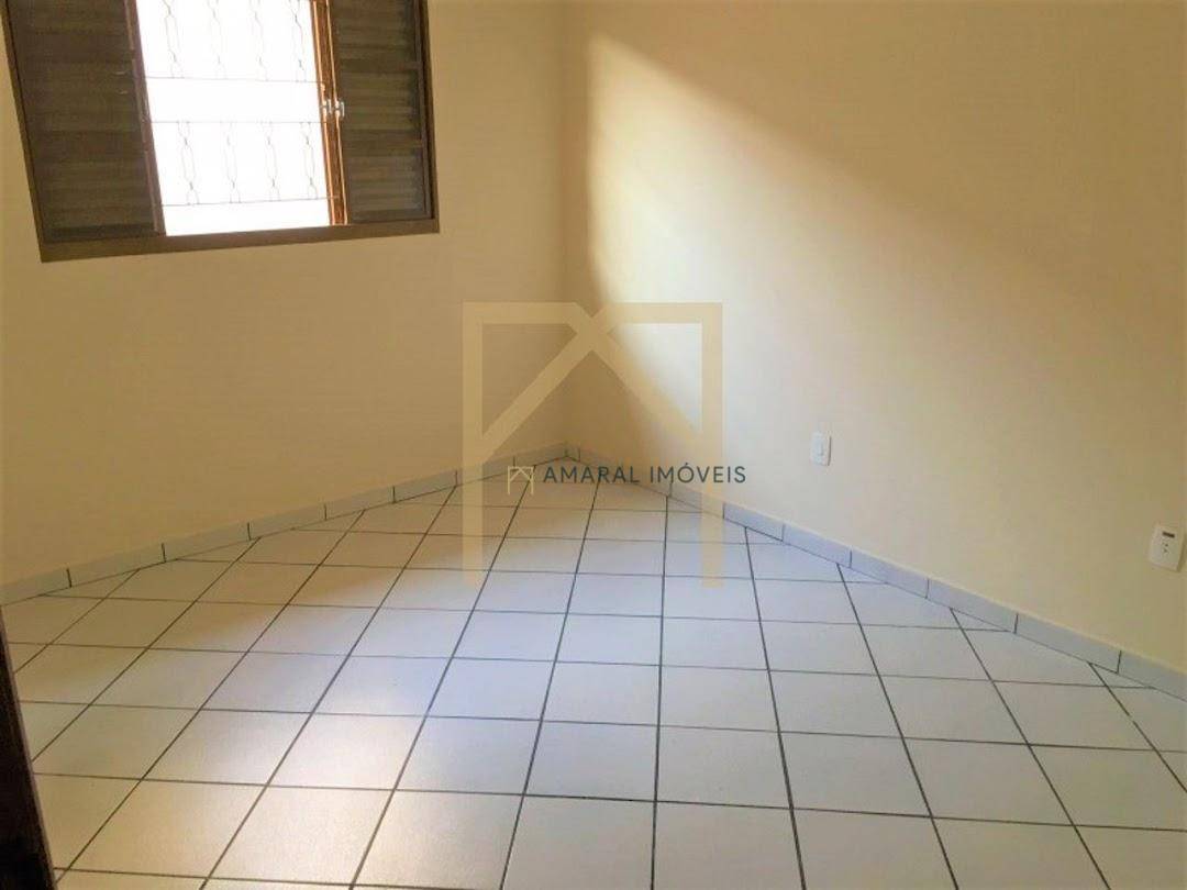 Casa à venda com 3 quartos, 150m² - Foto 12