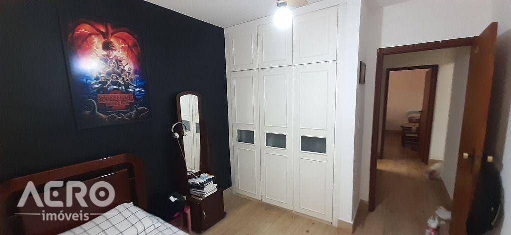 Casa, 6 quartos, 298 m² - Foto 12