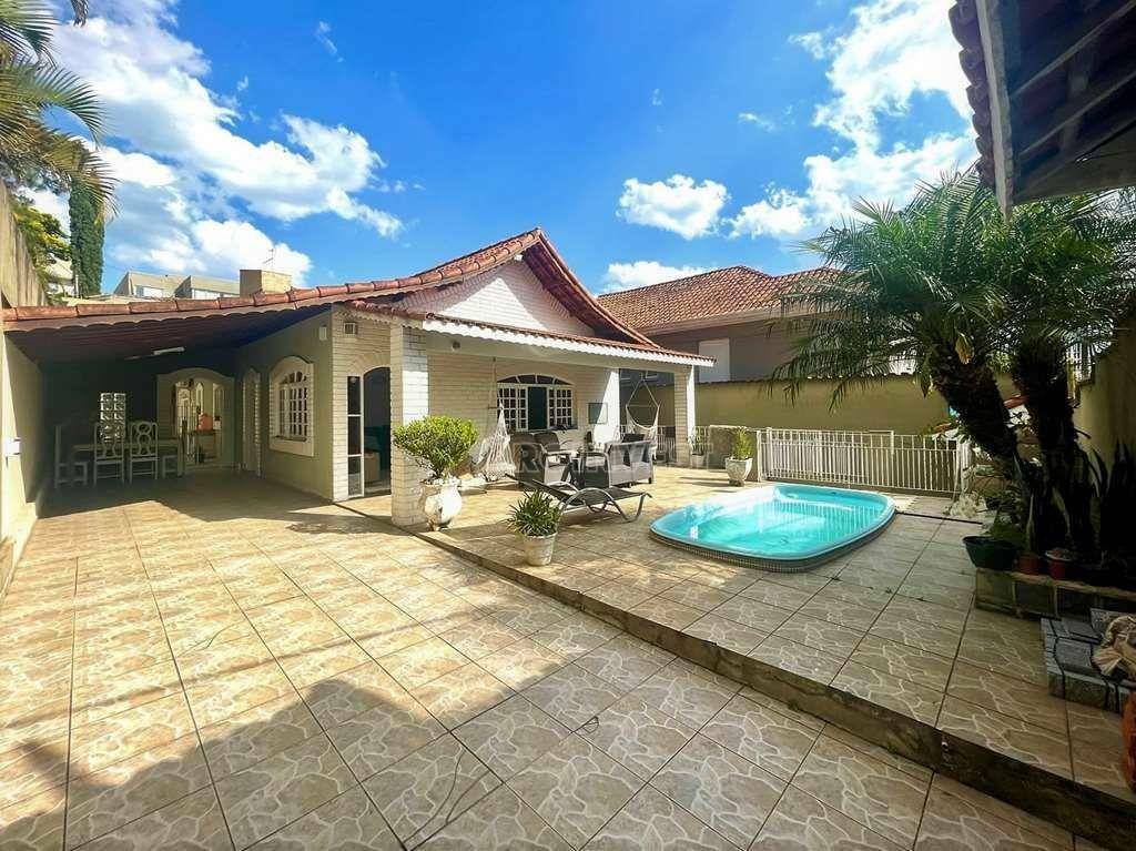 Casa de Condomínio à venda com 3 quartos, 131m² - Foto 5