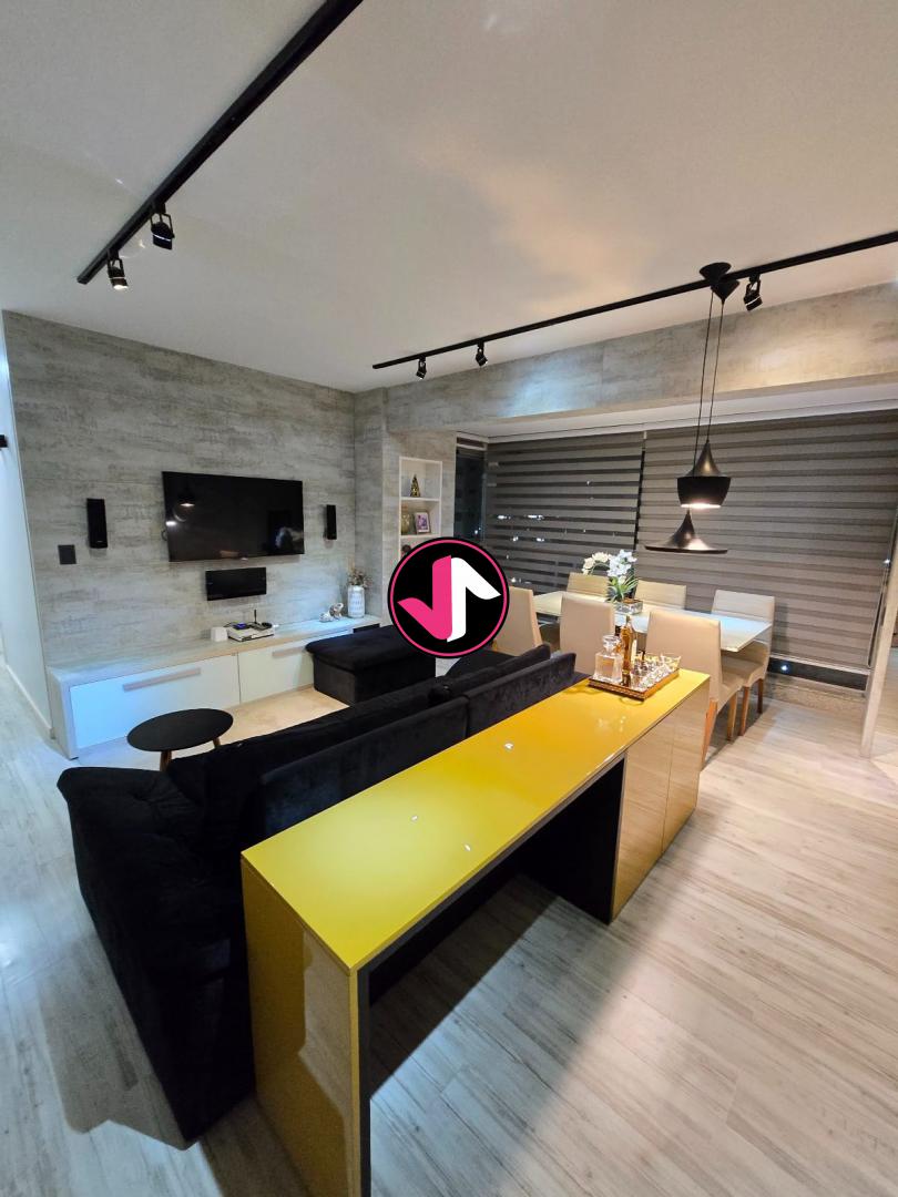 Apartamento à venda com 3 quartos, 97m² - Foto 1