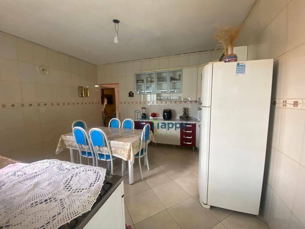 Casa à venda com 2 quartos, 250M2 - Foto 3