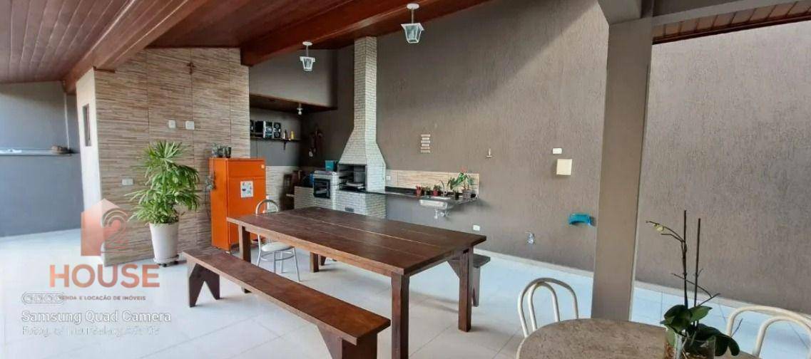 Casa de Condomínio à venda com 4 quartos, 207m² - Foto 11