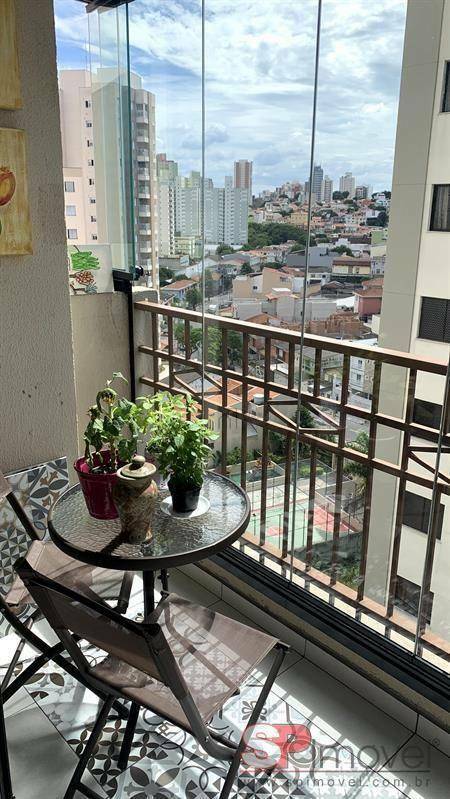 Apartamento à venda com 3 quartos, 75m² - Foto 2