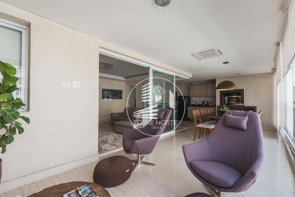 Apartamento à venda com 3 quartos, 178m² - Foto 4