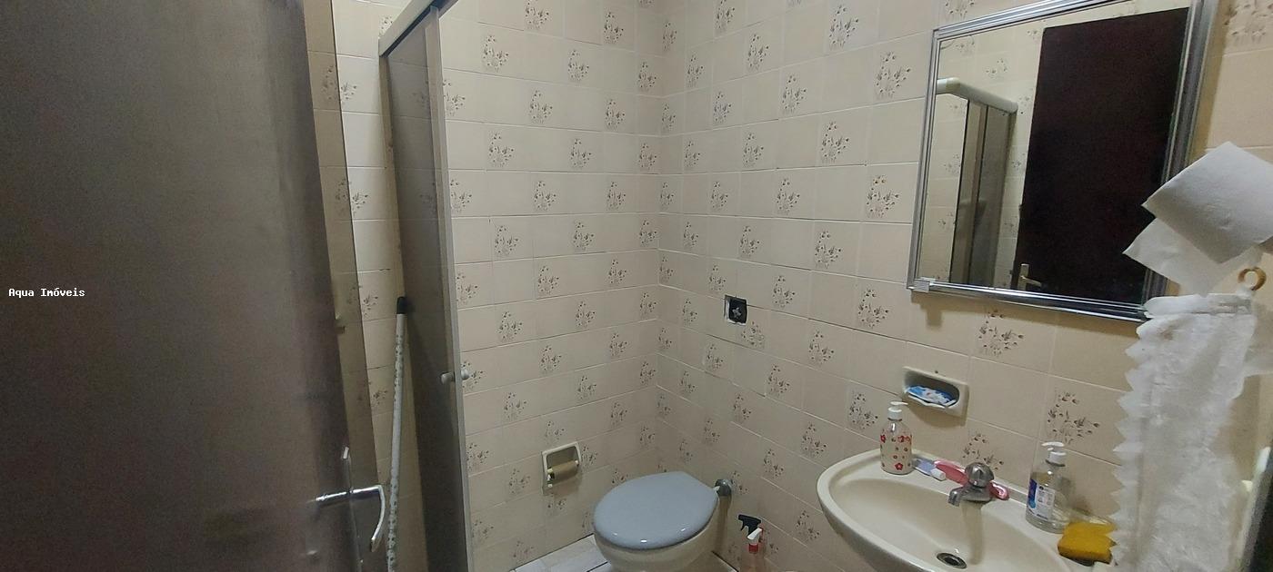 Casa à venda com 4 quartos, 600m² - Foto 51