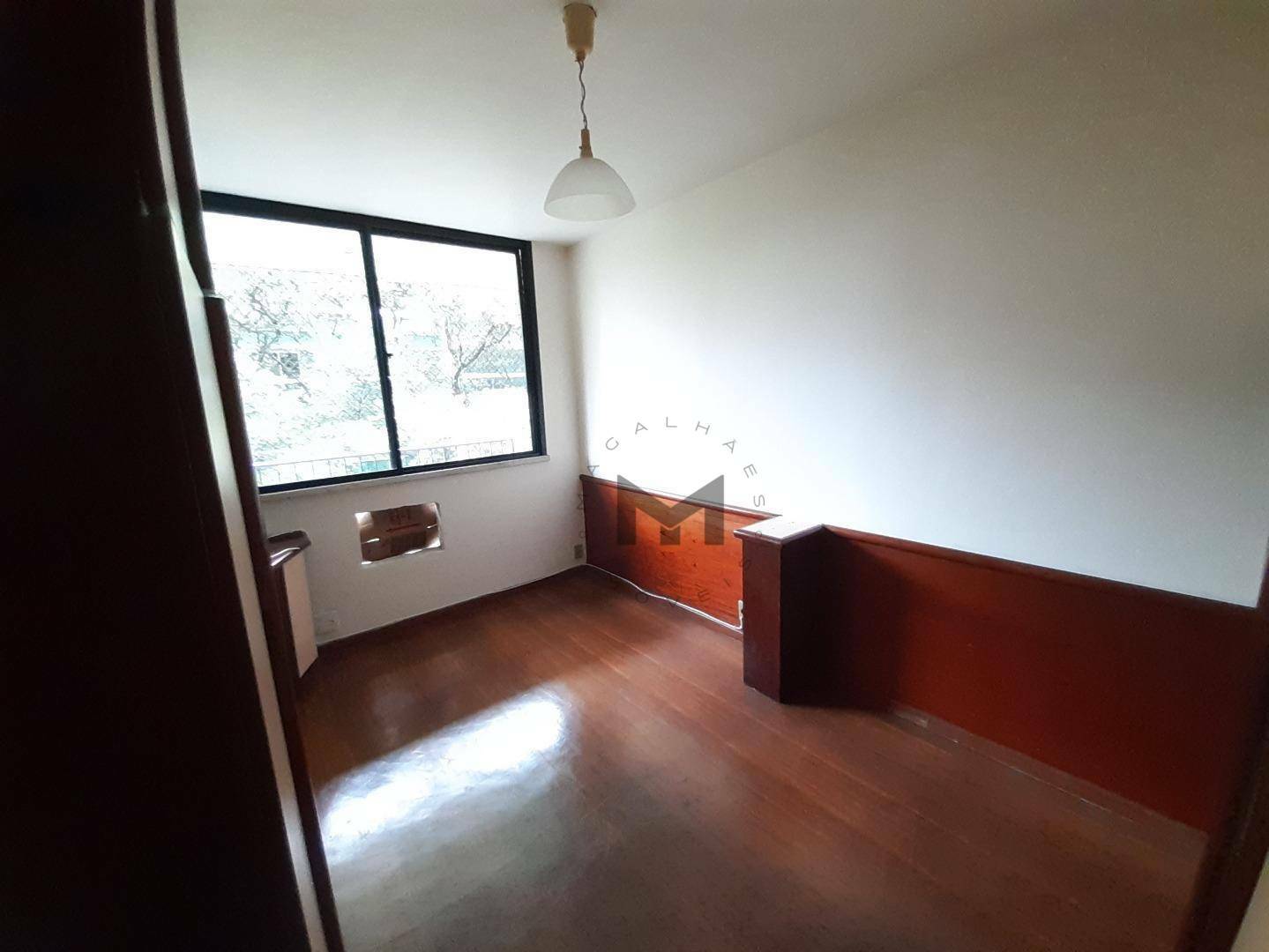 Apartamento à venda com 2 quartos, 104m² - Foto 17