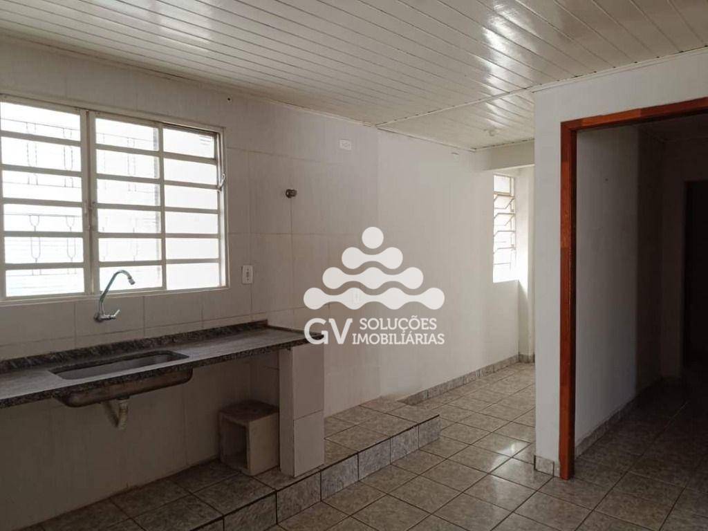 Casa à venda com 2 quartos, 180m² - Foto 28