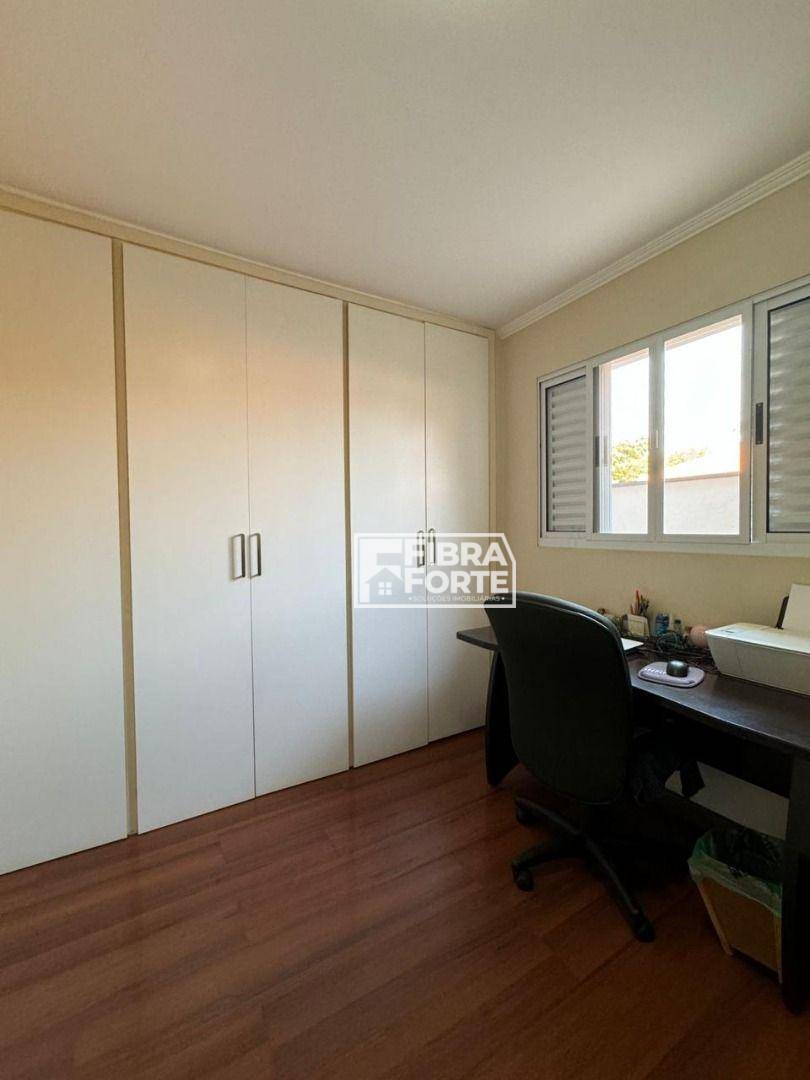 Casa de Condomínio à venda com 3 quartos, 215m² - Foto 18