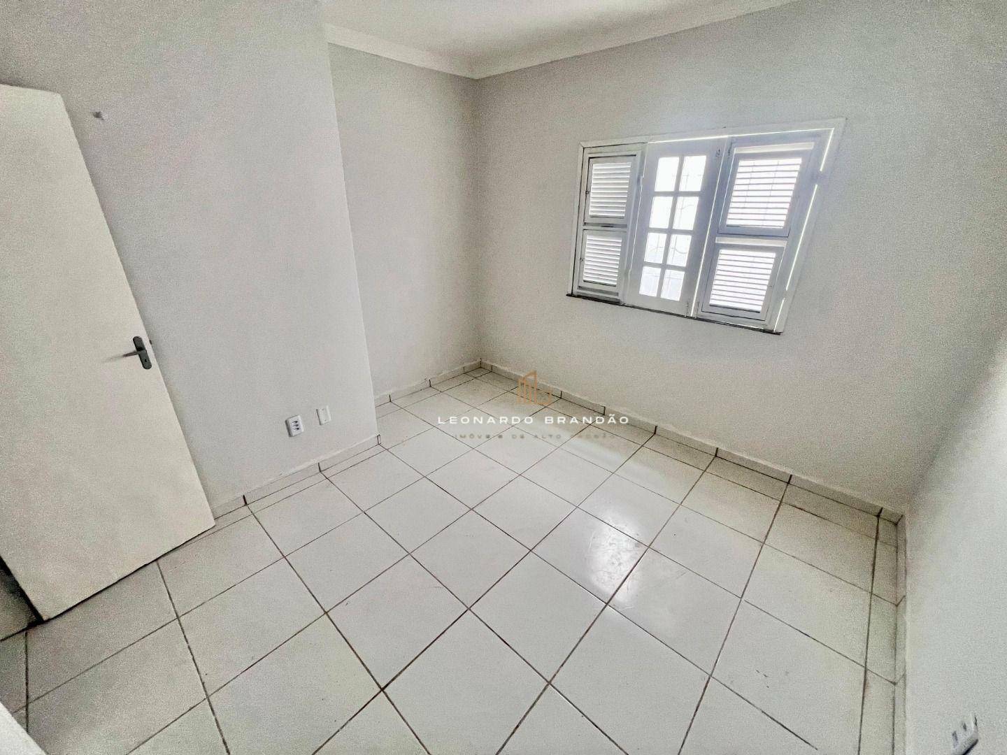 Casa à venda com 3 quartos, 130m² - Foto 16