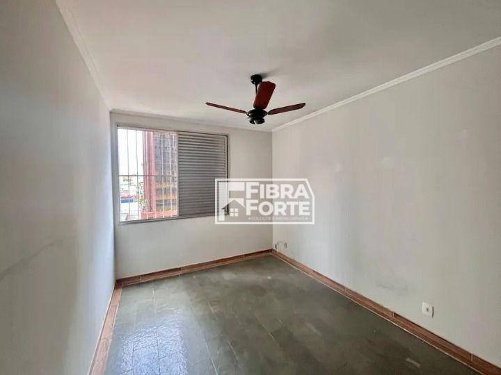 Apartamento à venda com 3 quartos, 104m² - Foto 7