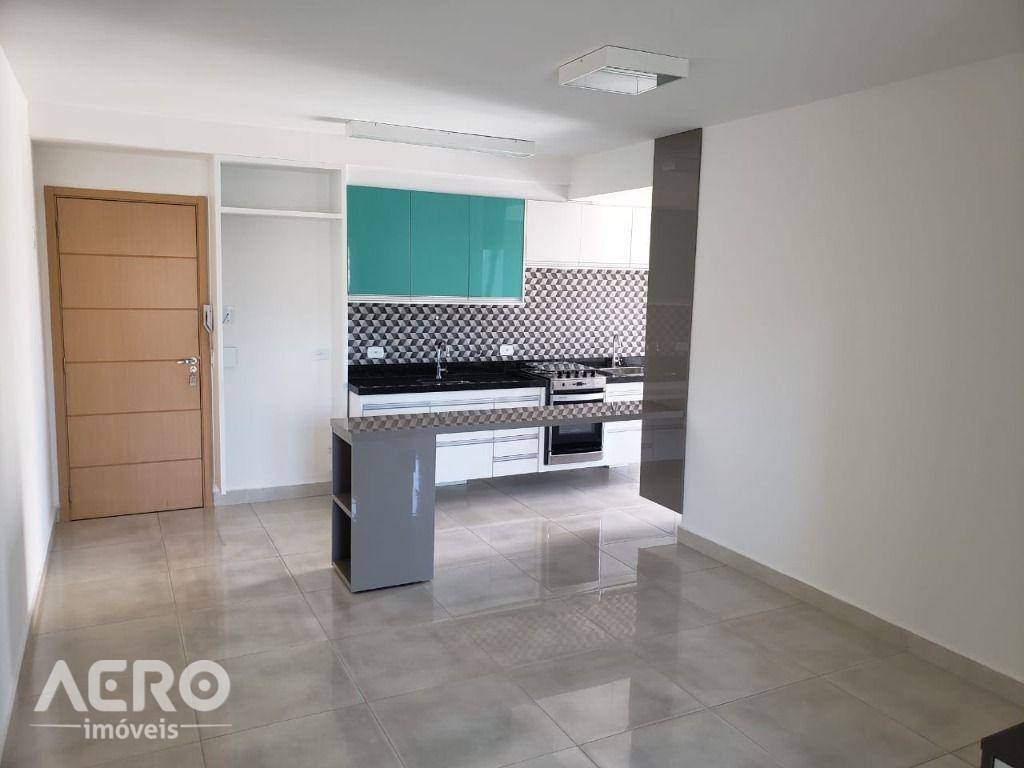 Apartamento, 2 quartos, 70 m² - Foto 2