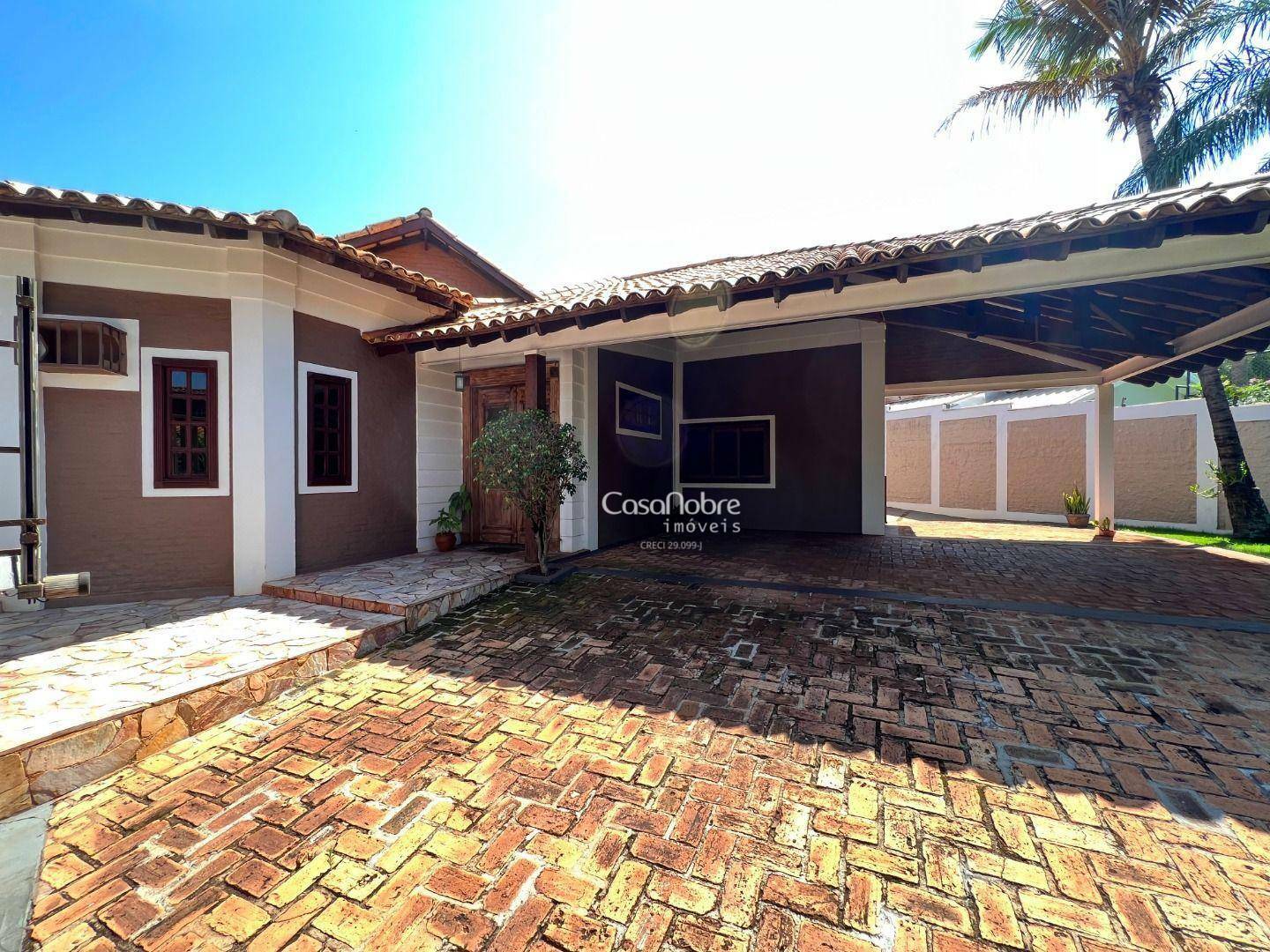 Casa de Condomínio à venda com 4 quartos, 600m² - Foto 4