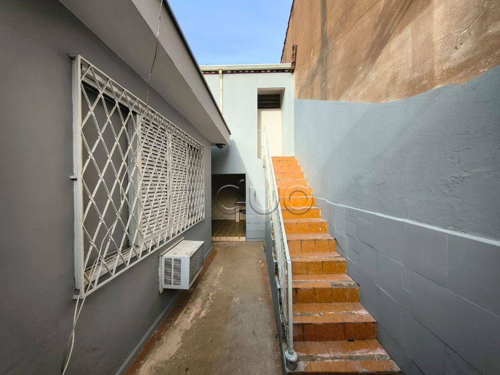 Casa para alugar com 3 quartos, 298m² - Foto 37
