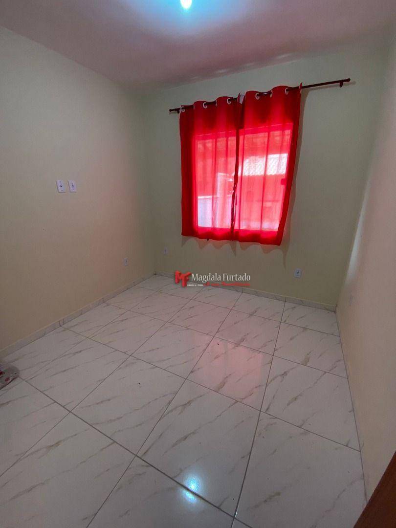 Casa à venda com 2 quartos, 45m² - Foto 10