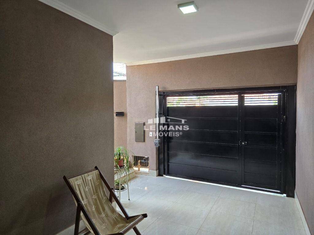 Casa, 3 quartos, 157 m² - Foto 2