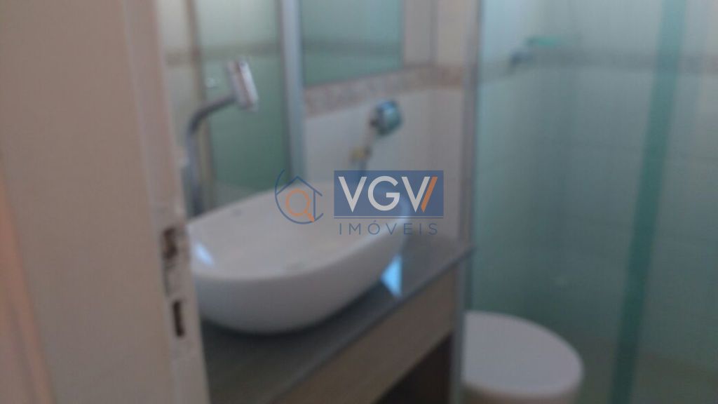 Apartamento à venda com 2 quartos, 60m² - Foto 13