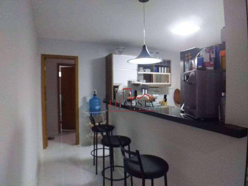 Casa à venda com 4 quartos, 180m² - Foto 17