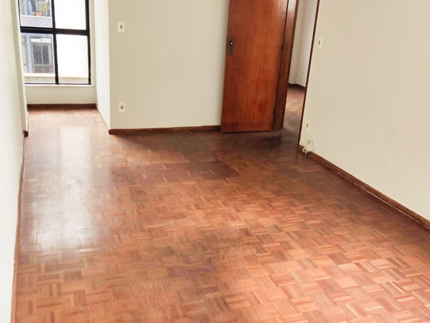 Apartamento à venda com 1 quarto, 50m² - Foto 3