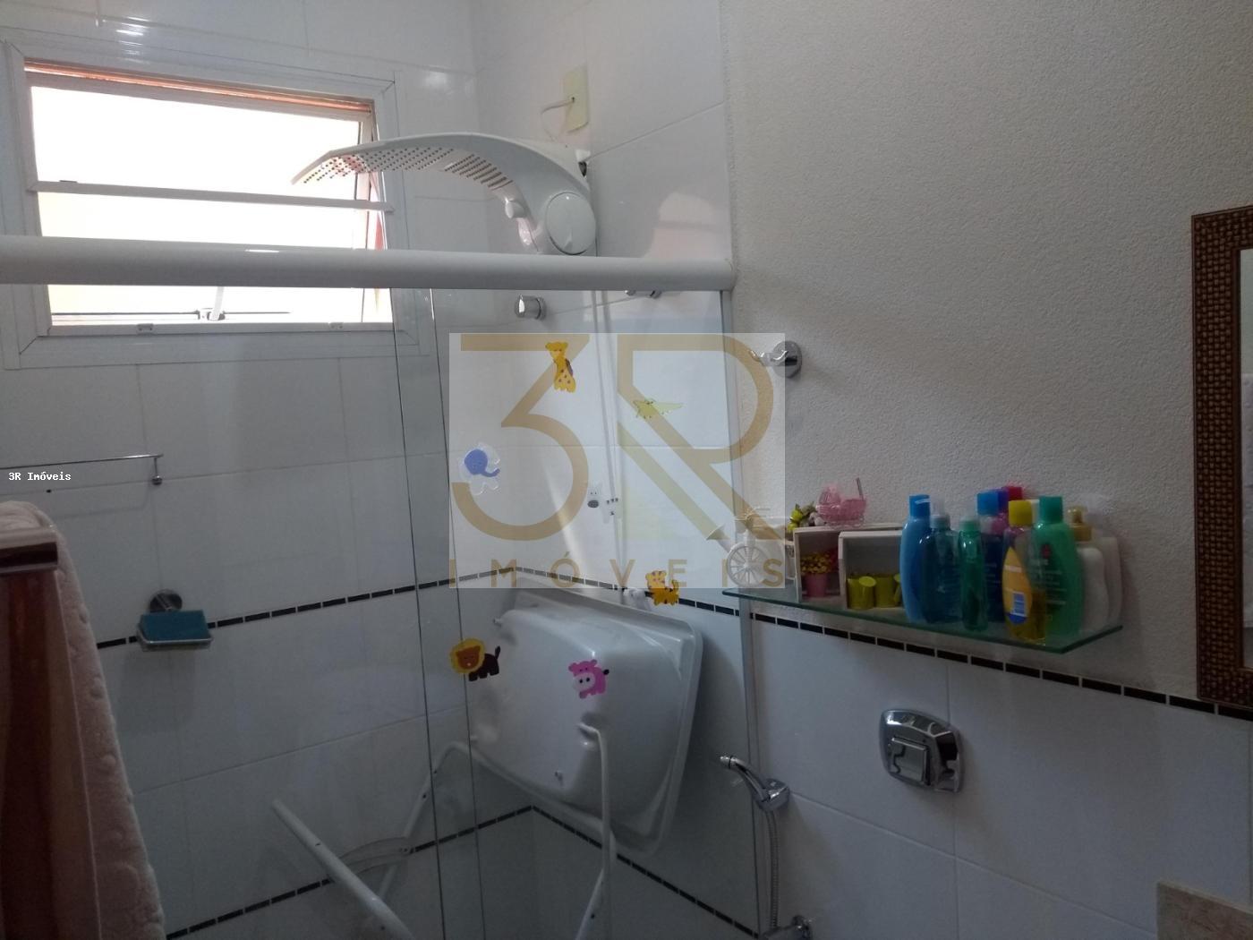 Casa para alugar com 3 quartos, 340m² - Foto 16