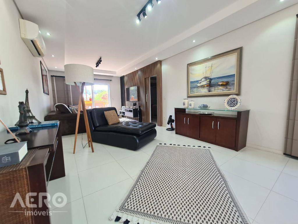 Casa de Condomínio à venda com 3 quartos, 232m² - Foto 23