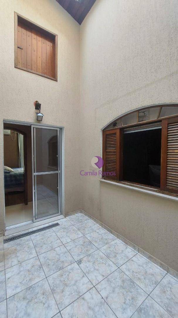 Casa à venda com 3 quartos, 212m² - Foto 23