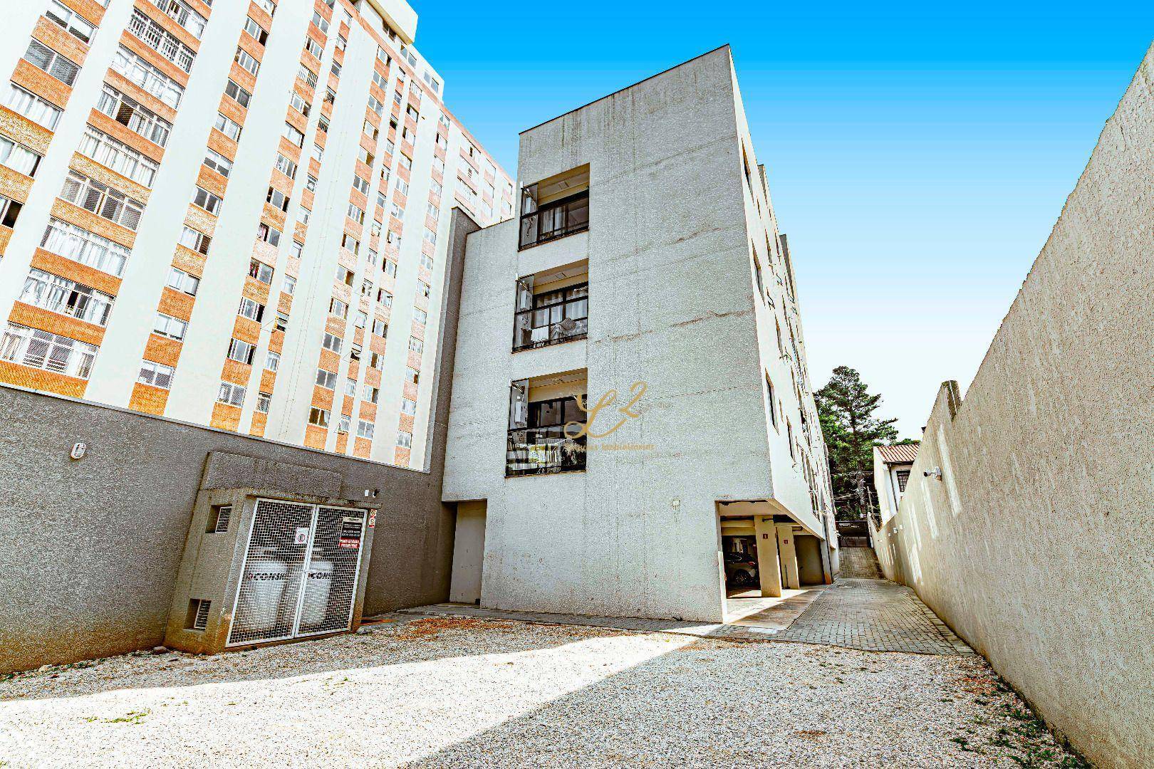Apartamento para alugar com 2 quartos, 64m² - Foto 35