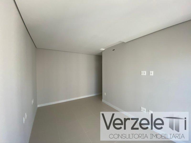 Apartamento à venda com 4 quartos, 160m² - Foto 17