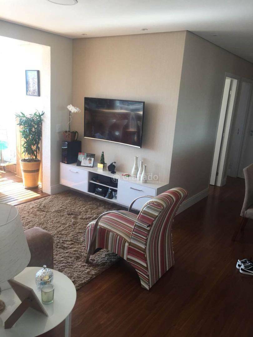 Apartamento à venda com 3 quartos, 81m² - Foto 4