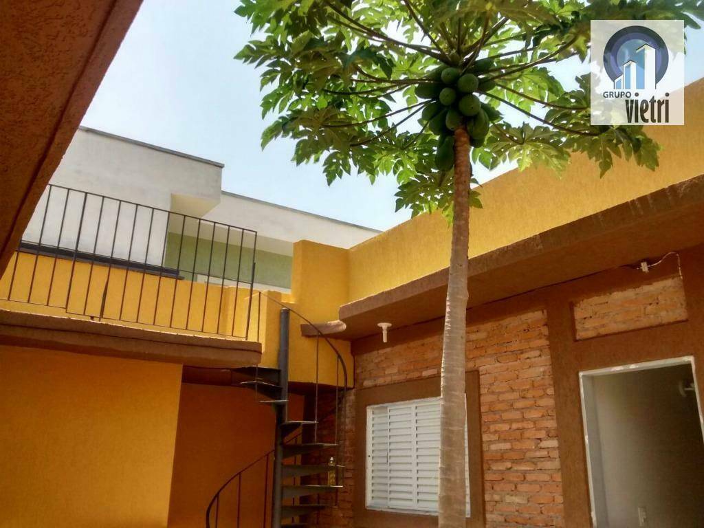 Casa à venda com 2 quartos, 200m² - Foto 9