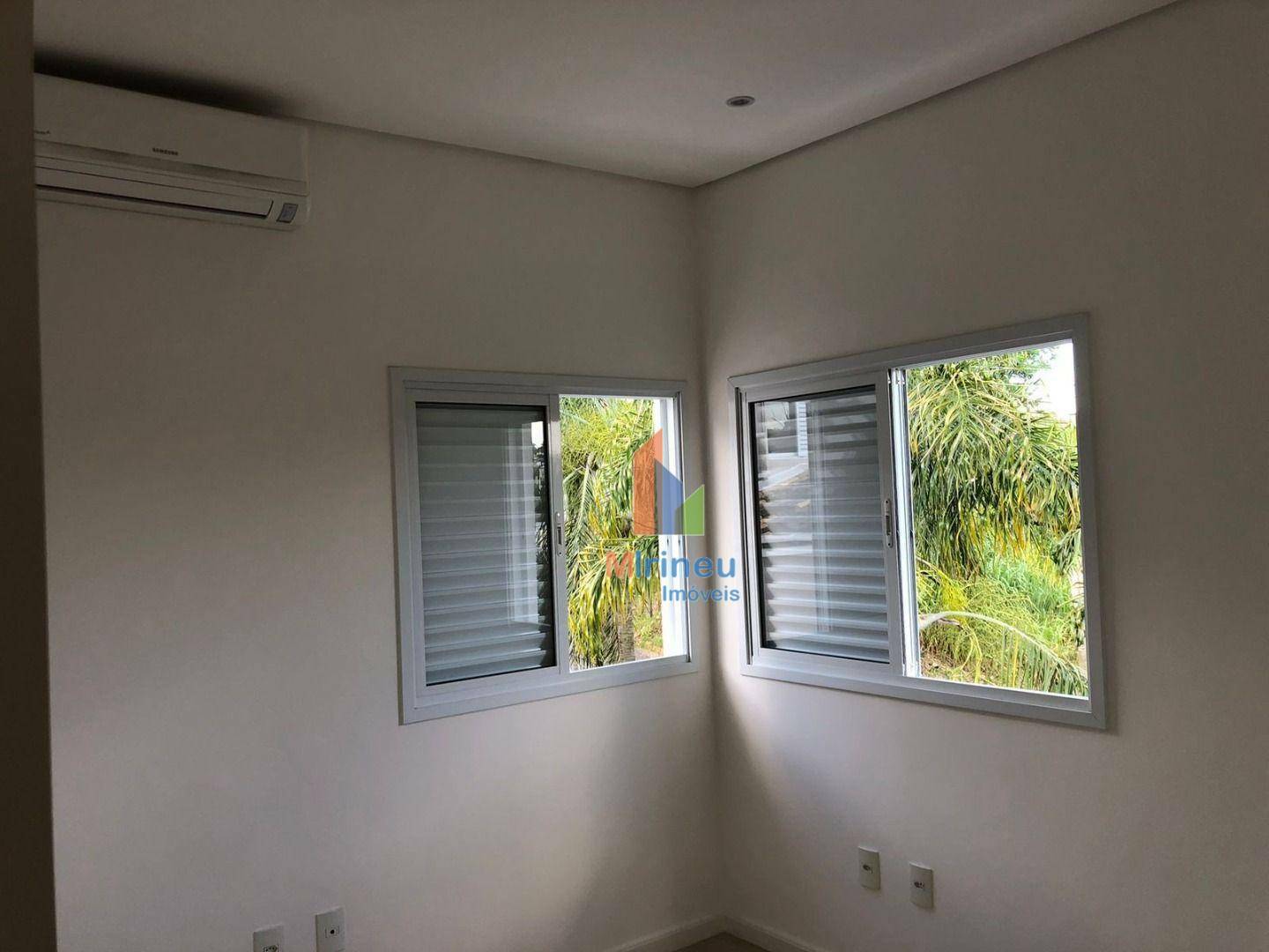 Casa de Condomínio à venda com 3 quartos, 227m² - Foto 17