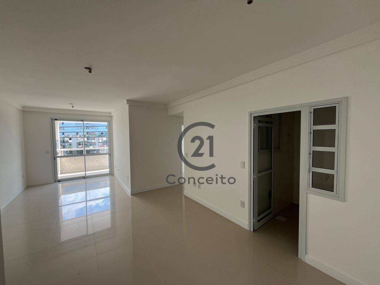 Apartamento à venda com 2 quartos, 84m² - Foto 2