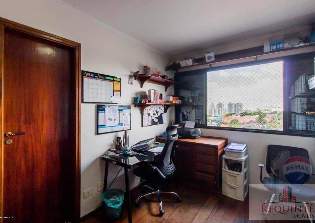 Apartamento à venda com 4 quartos, 167m² - Foto 11