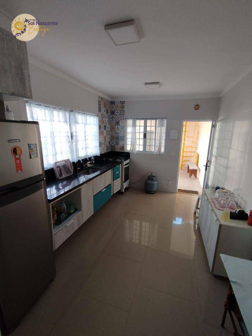 Casa à venda com 4 quartos, 180m² - Foto 26