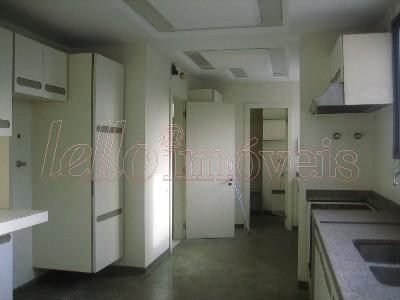 Apartamento para alugar com 4 quartos, 500m² - Foto 14